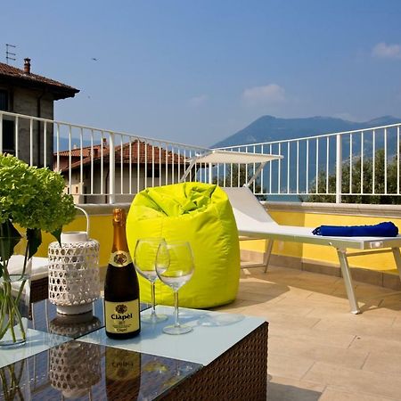 Casa Vacanze Marconi 22 Marone Εξωτερικό φωτογραφία