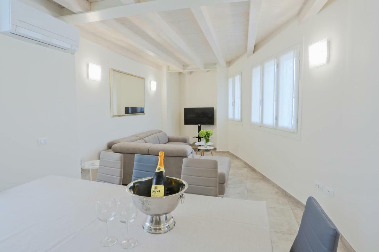 Casa Vacanze Marconi 22 Marone Εξωτερικό φωτογραφία